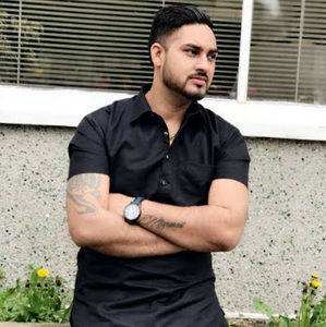 Meet your Posher, Satwinder